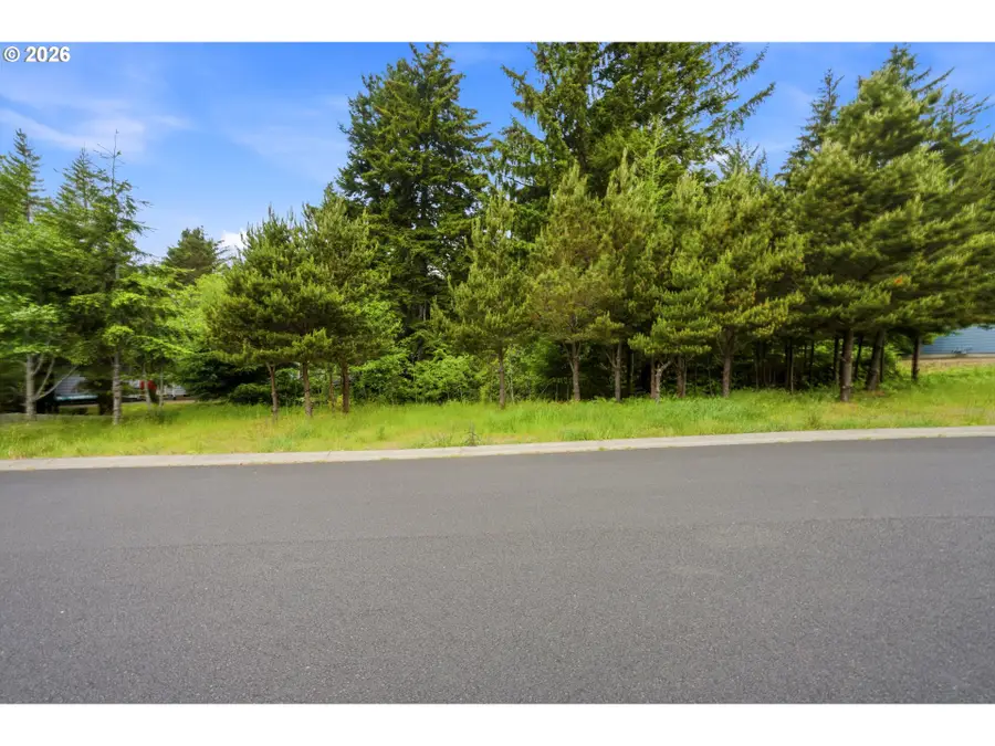 34 SE Inlet Ave, Lincoln City, OR 97367 - #2