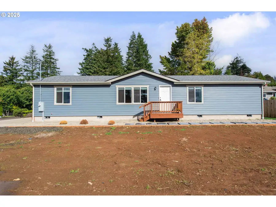 2780 34th St, Coos Bay, OR 97420 - Image #3