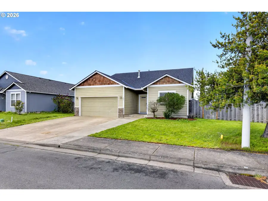 898 James Dr, Molalla, OR 97038 - #2