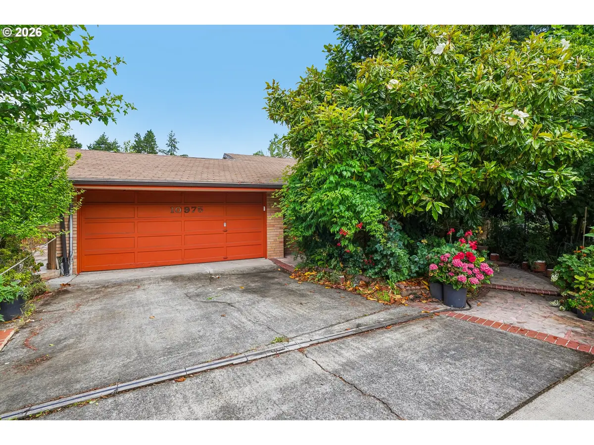 10975 SW Walnut St, Portland, OR 97223 - #1