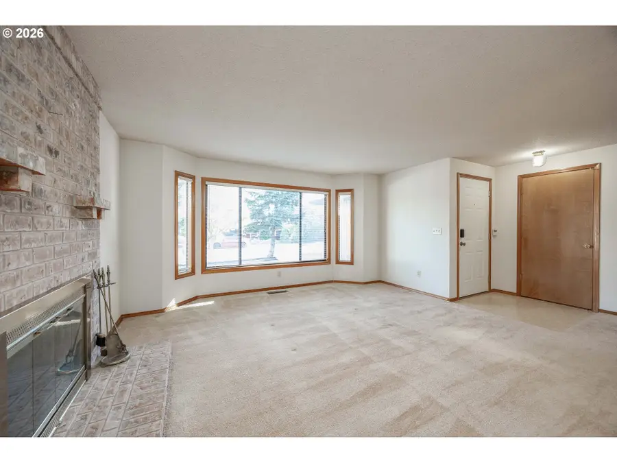 11020 NE Prescott St, Portland, OR 97220 - #2