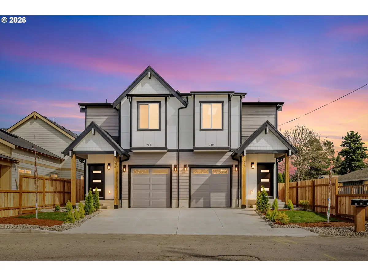 720/740 S 8th Ave, Cornelius, OR 97113 - #1