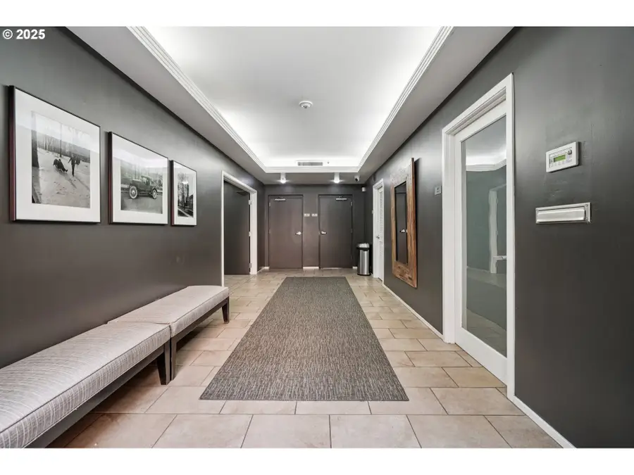 1500 SW Park Ave #422, Portland, OR 97201 - Image #3