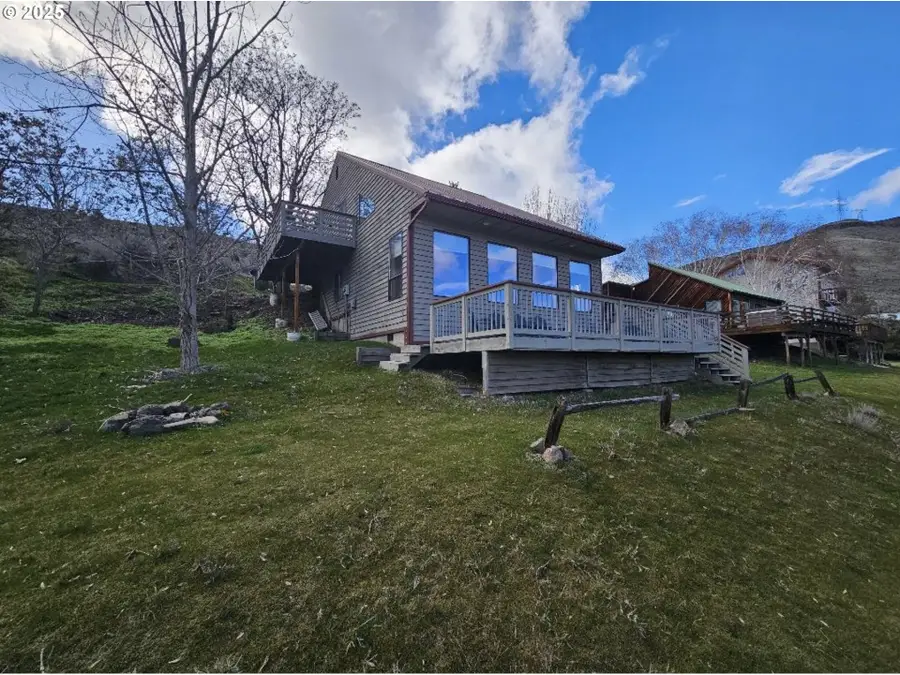 804 Riverside St, Maupin, OR 97037 - Image #2