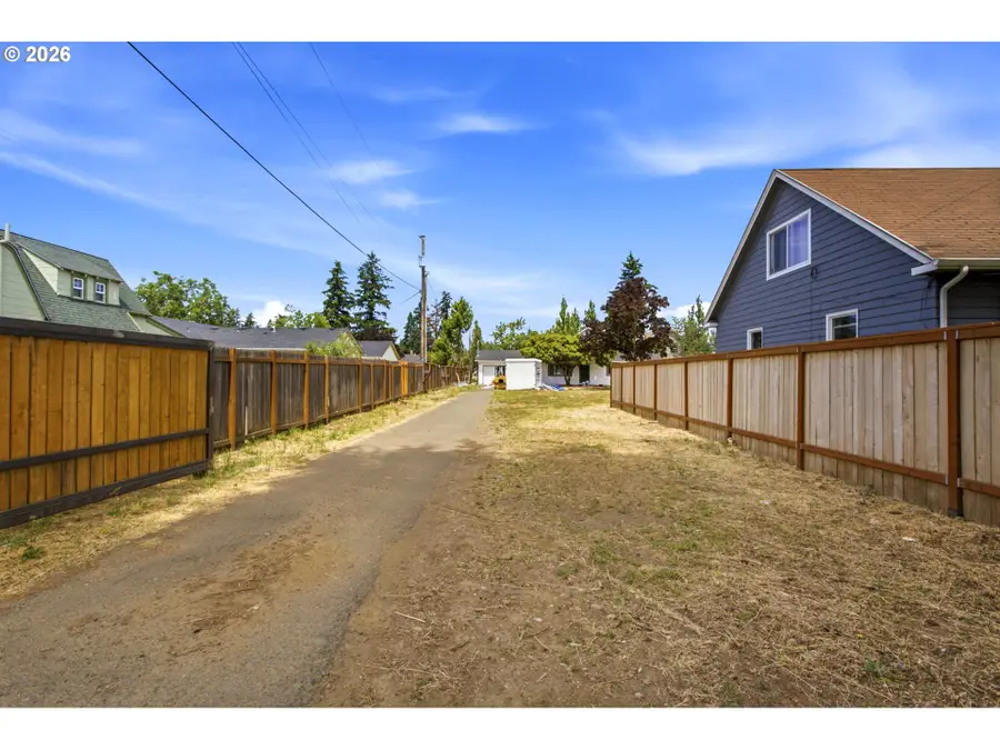 7563 SE Flavel St, Portland, OR 97206 - #3