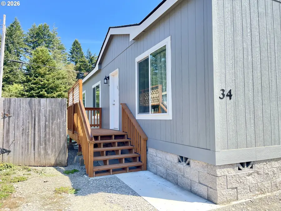96465 Coverdell Rd #34, Brookings, OR 97415 - Image #2