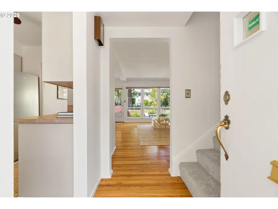 6829 NE Broadway, Portland, OR 97213 - #3