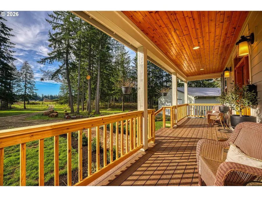 21320 S Wyatt Ct, Beavercreek, OR 97045 - #3