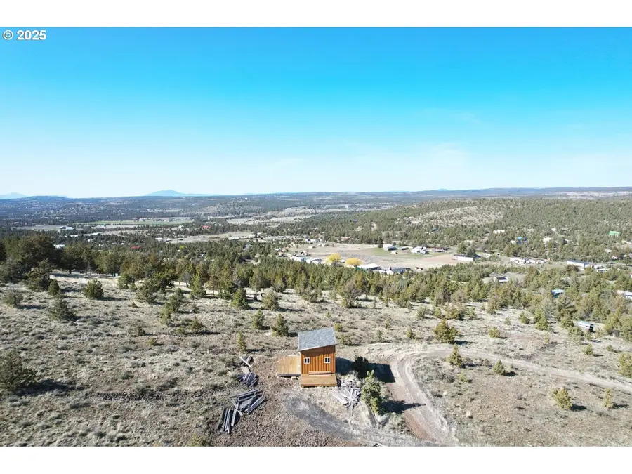 15001 SE Winchester Loop, Prineville, OR 97754 - Image #2