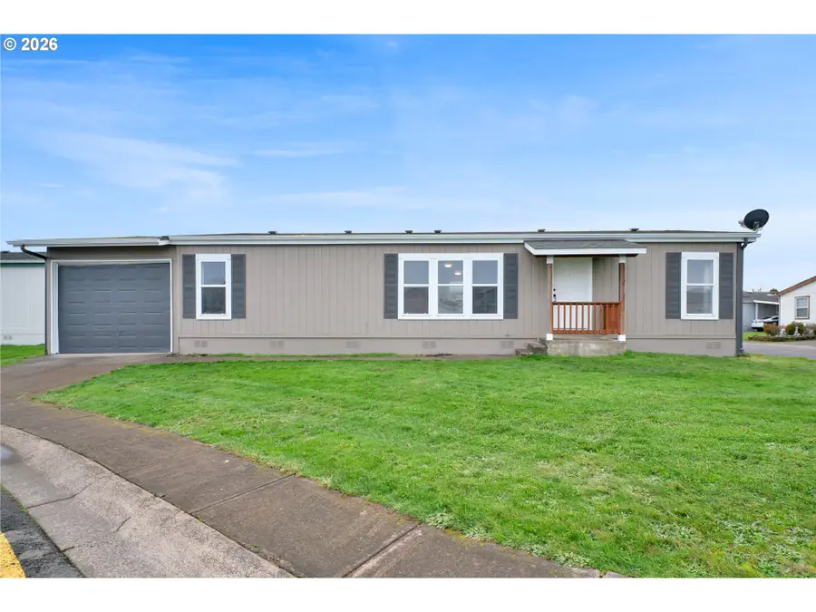 700 N Mill St #112, Creswell, OR 97426 - Image #2