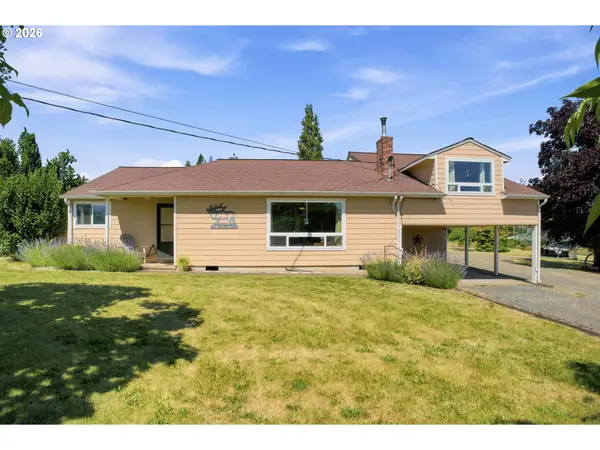 84124 Hilltop Dr, PleasantHill, OR 97455