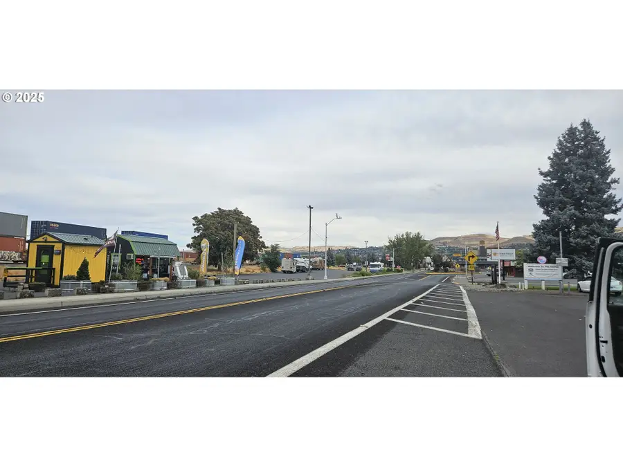 W 2nd St, The Dalles, OR 97058 - Image #3