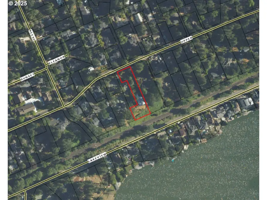 3730 Upper Dr, Lake Oswego, OR 97035 - Image #3