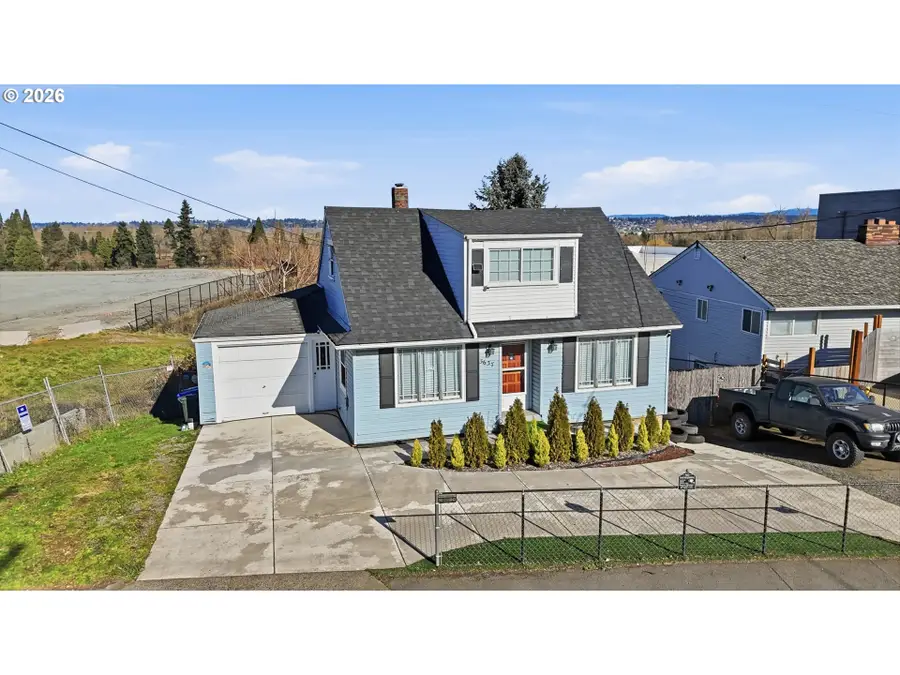 3637 NE Columbia Blvd, Portland, OR 97211 - #3