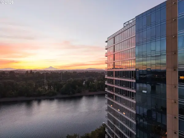 836 S Curry St #1508, Portland, OR 97239