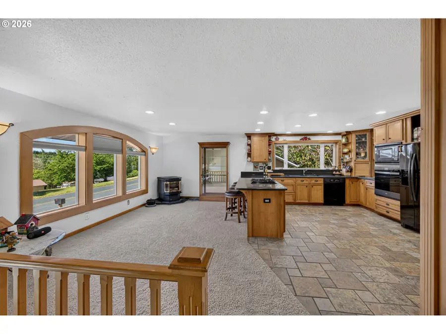 1700 Shelley Rd, Coquille, OR 97423 - #3