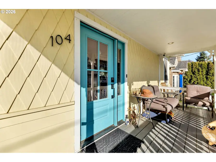 104 N Cook St, Ridgefield, WA 98642 - #2