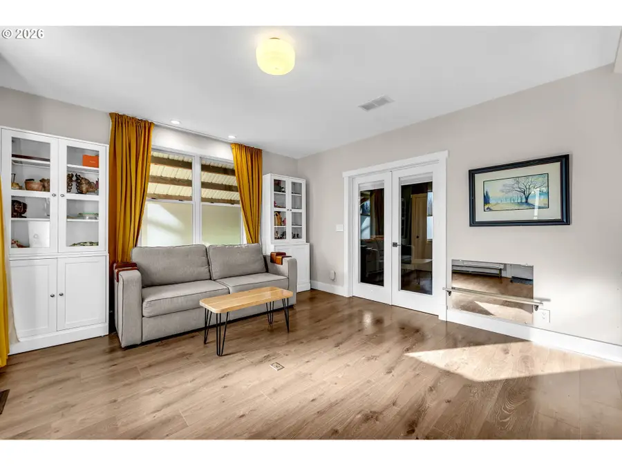 104 N Cook St, Ridgefield, WA 98642 - #3