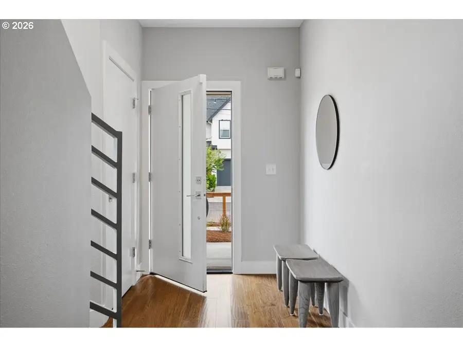 357 NE 75th Ave, Portland, OR 97213 - #3