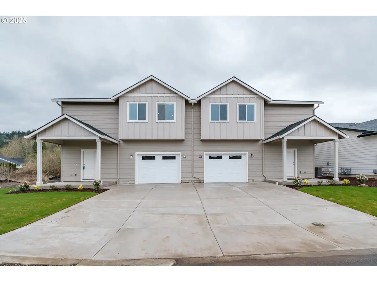 2476 Roll Tide Ct, Lebanon, OR 97355 - Image #1