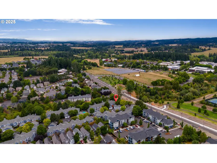 17618 NW Springville Rd, Portland, OR 97229 - Image #2