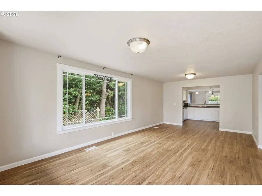 1512 8th St, Springfield, OR 97477 - #3