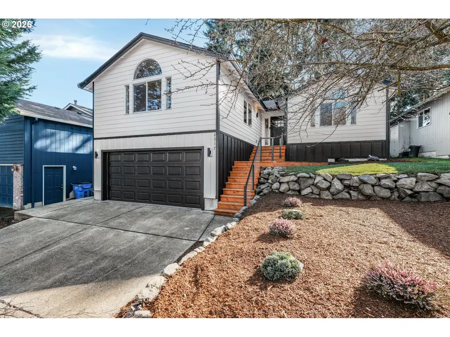 2317 NE 52nd St, Vancouver, WA 98663 - #2