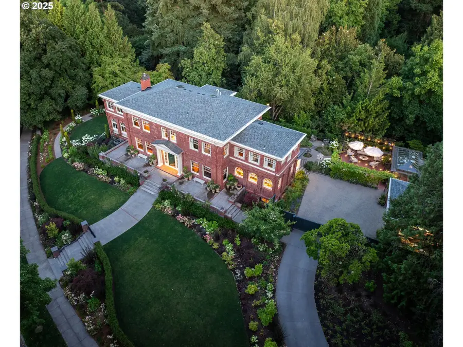 3360 SE Ankeny St, Portland, OR 97214 - Image #2