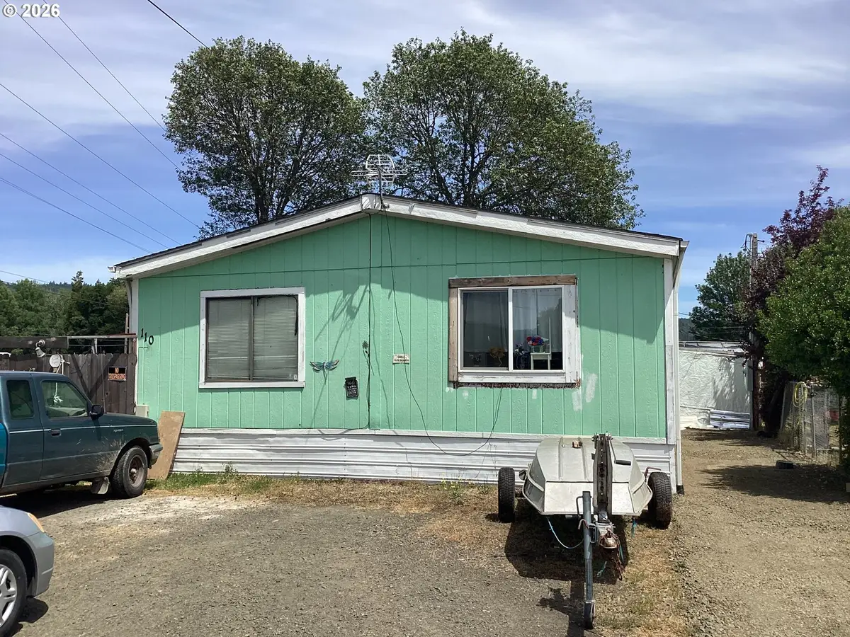110 Charlene Ln, Tenmile, OR 97481 - #1