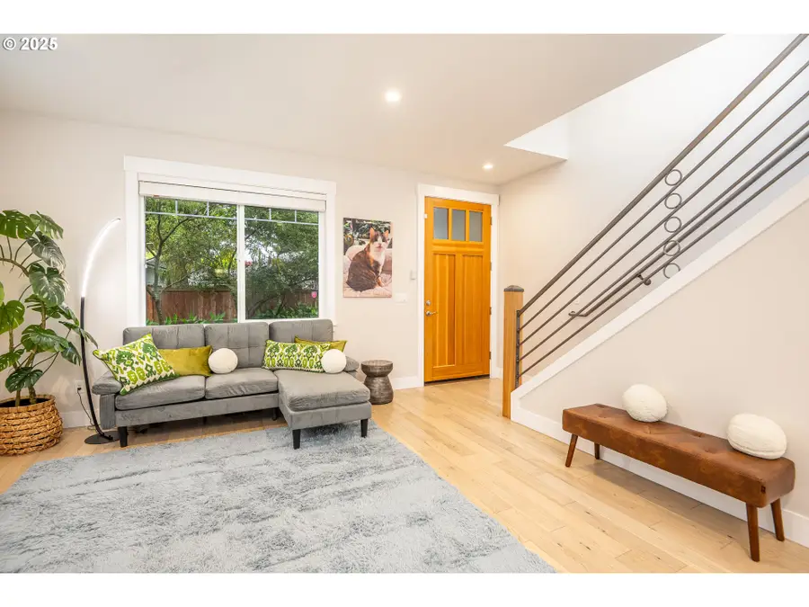 2355 Pioneer Pike, Eugene, OR 97401 - Image #3