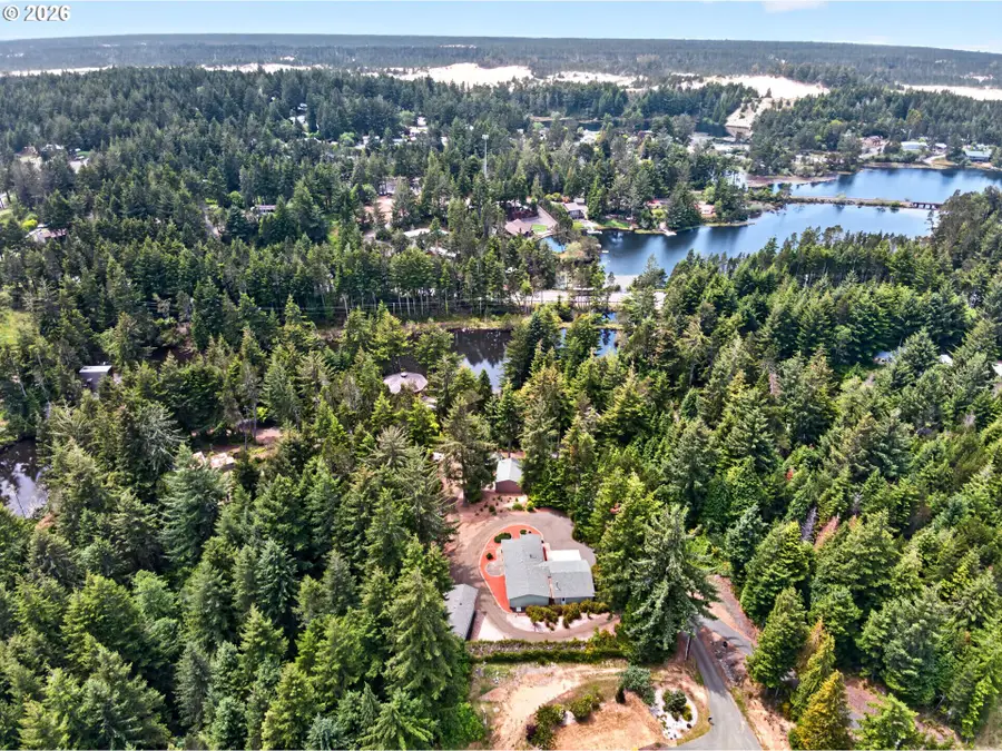 69487 Sharp Rd, Saunders Lake, OR 97459 - #2