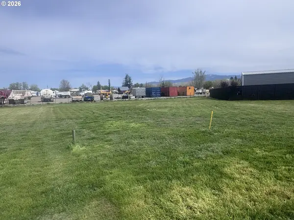 Seclusion Dr, Union, OR 97883