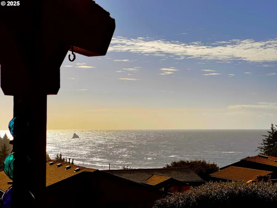 19921 Whaleshead Rd #T 1, Brookings, OR 97415 - #2