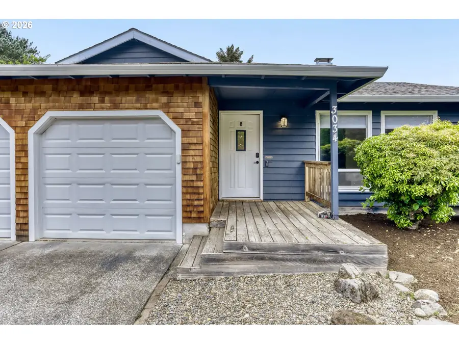 3034 SE Timberlake Dr, Hillsboro, OR 97123 - #2