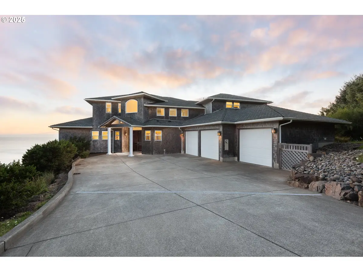 5355 Haystack Dr, Neskowin, OR 97149 - Image #1