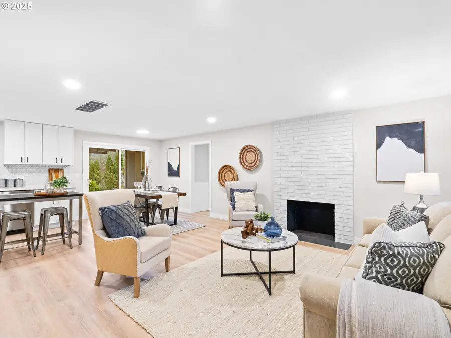 11630 SW Tigard Dr, Tigard, OR 97223 - Image #3