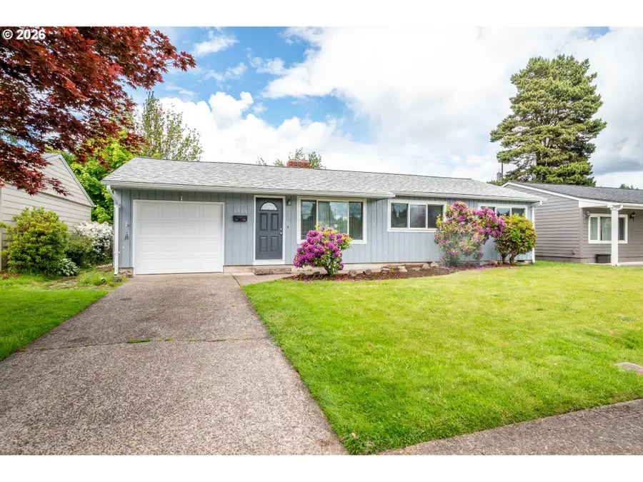 2586 Taylor Ave, Longview, WA 98632 - #3