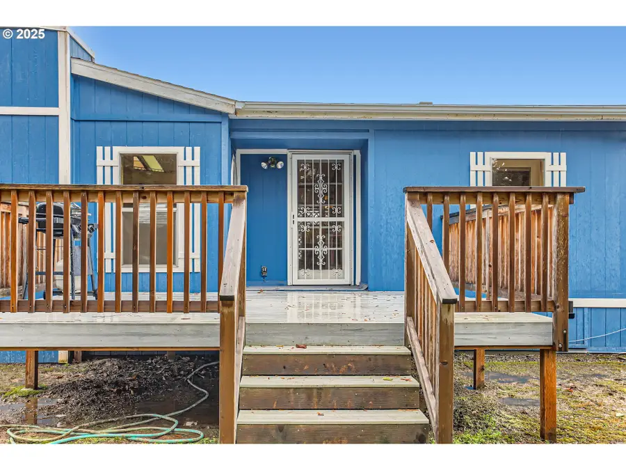 18485 SW Pacific Dr #105, Tualatin, OR 97062 - Image #3