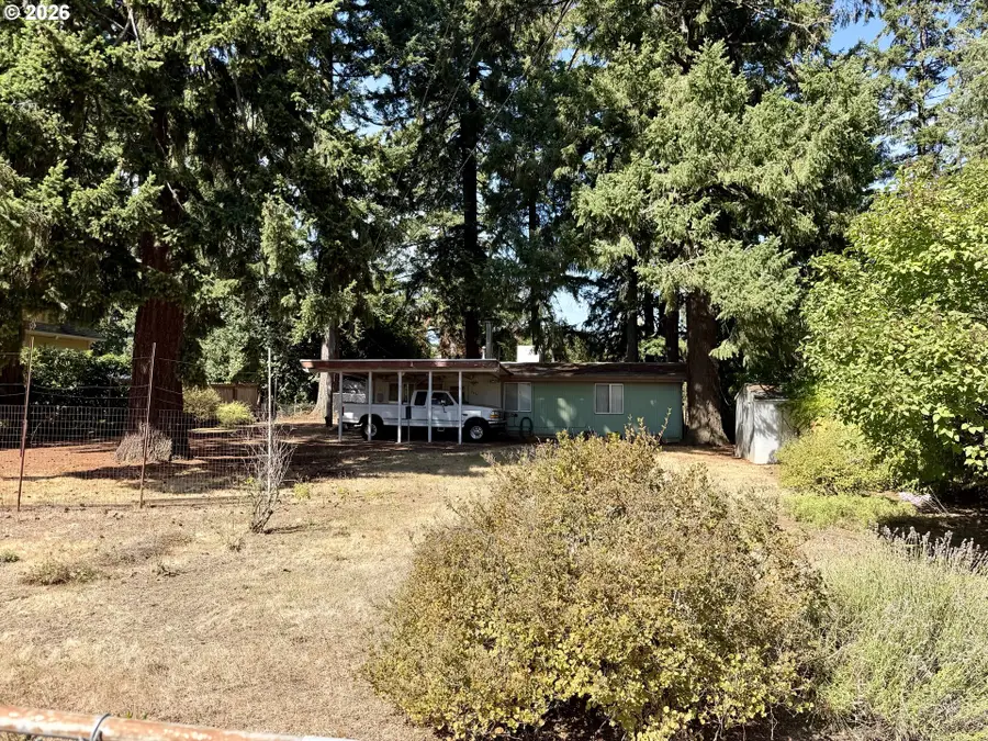 12825 SE Lincoln St, Portland, OR 97233 - #3
