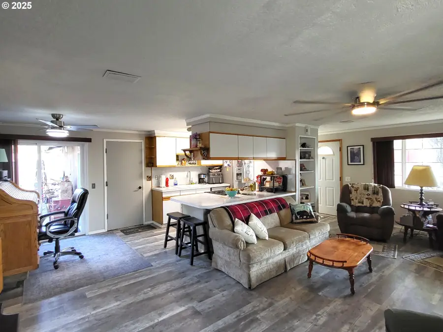 4749 Royal Ave, Eugene, OR 97402 - Image #3