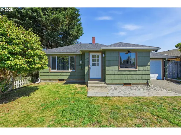 638 Commercial St, NorthBend, OR 97459