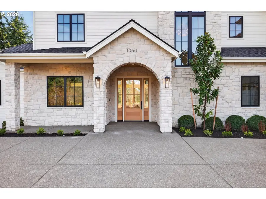 1050 Atwater Rd, Northwest Clackamas, OR 97034 - #2