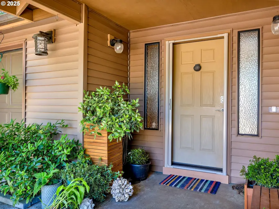 315 N Chinook St, Cannon Beach, OR 97110 - Image #2