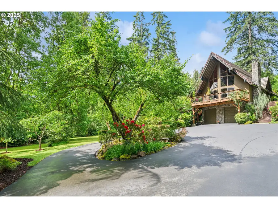 30625 SW Riverwood Dr, Northwest Clackamas, OR 97068 - Image #3