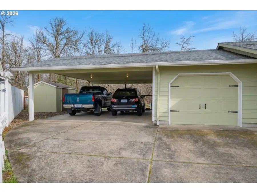 2990 Harding Ct, Sweet Home, OR 97386 - #2