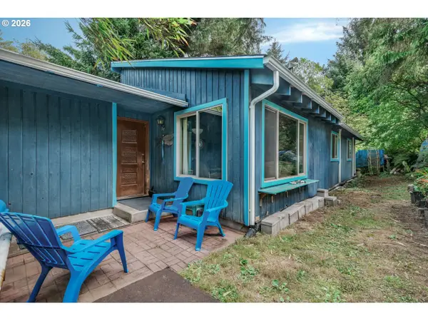 7135 SW Surfland St, SouthBeach, OR 97366