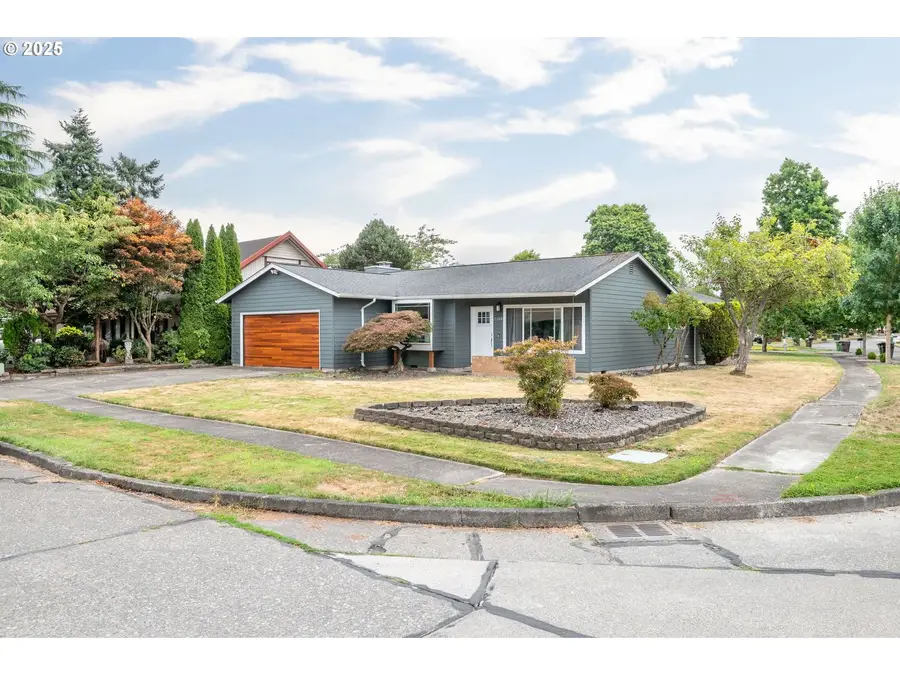 2244 Lee Ave, Longview, WA 98632 - #3