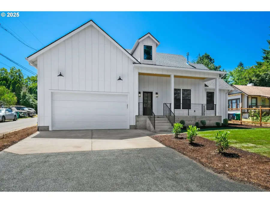 10236 NE Beech St, Portland, OR 97220 - Image #3