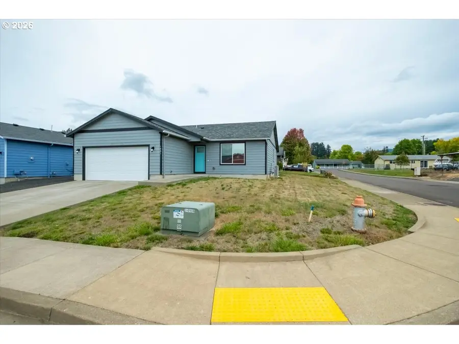 1231 46th Ct, Sweet Home, OR 97386 - #3