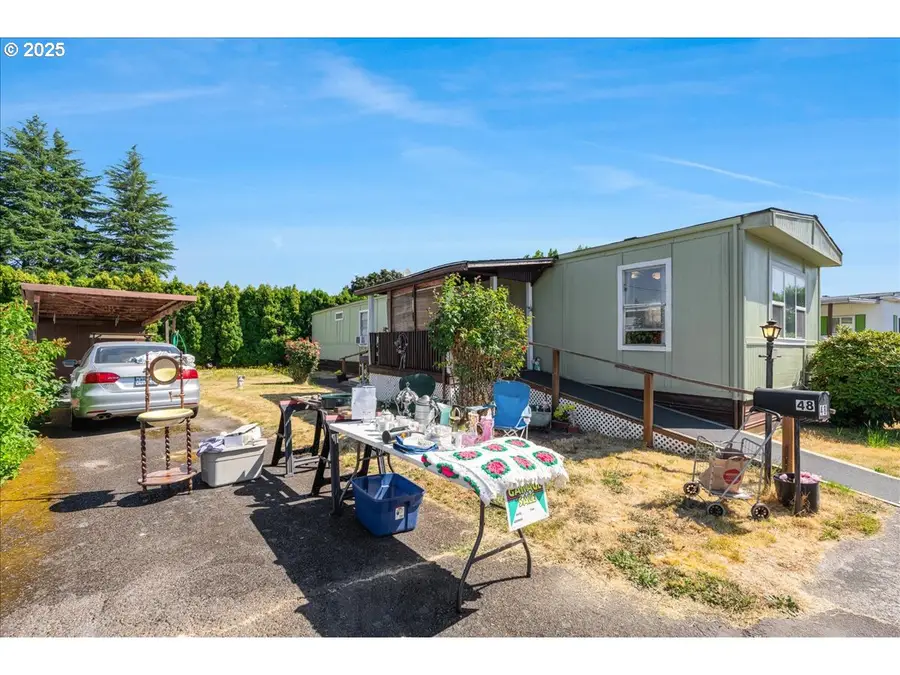 2420 NE Hembree St #48, McMinnville, OR 97128 - Image #2